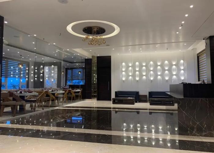 Econest Hotel