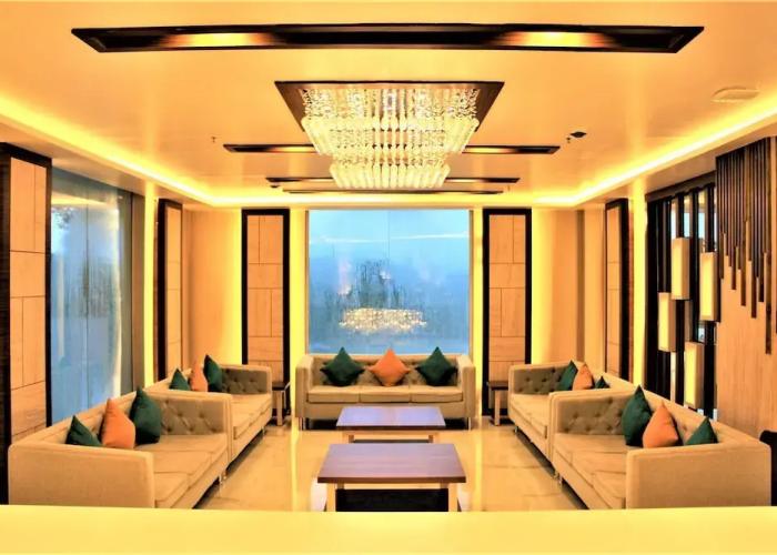 Sambhabana Hotel & Suites