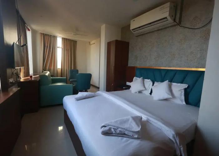 Hotel Tripka Square