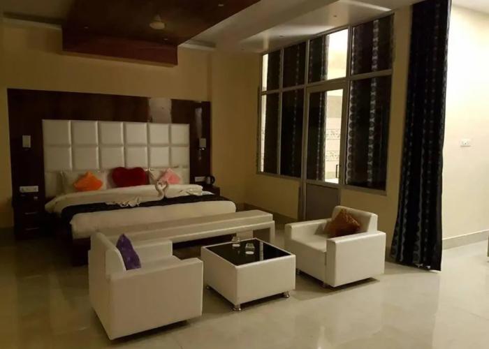 Taraji Resort Hotel and Restaurant