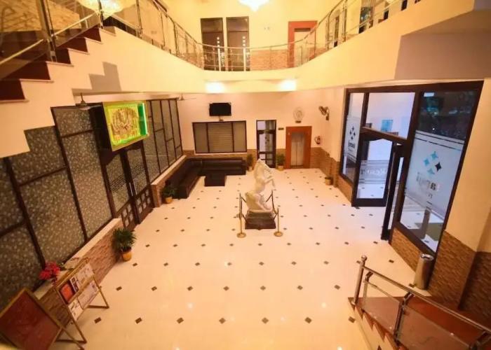 Taraji Resort Hotel and Restaurant