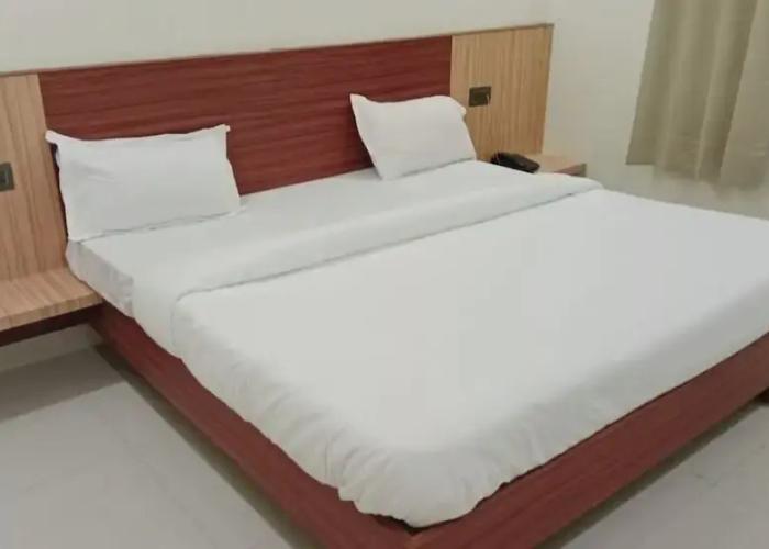 Sri Ram Janki Palace