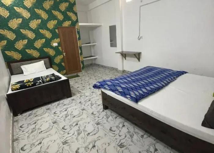 Ayodhya Dham Hotel By GRB