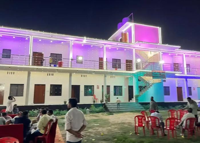 Madhur Kunj Guest House Pick and Drop