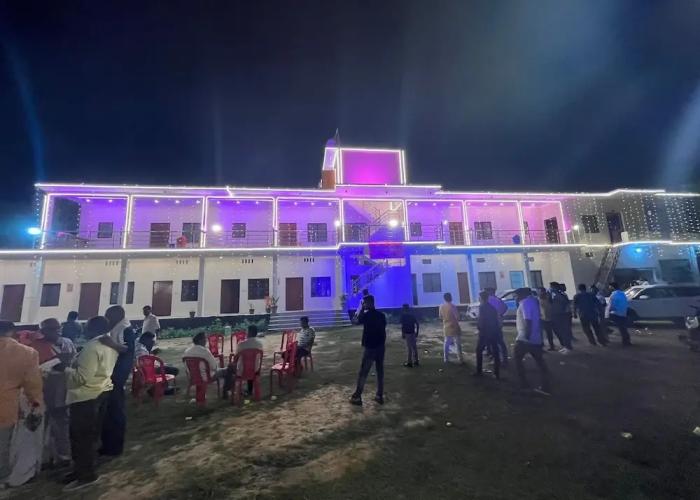 Madhur Kunj Guest House Pick and Drop