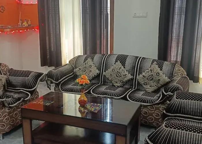 Hariom Home Stay By GRB