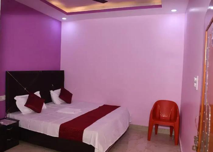 Dev In & homestay