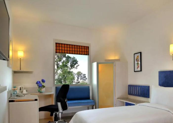 Red Fox by Lemon Tree Hotels, Bhiwadi