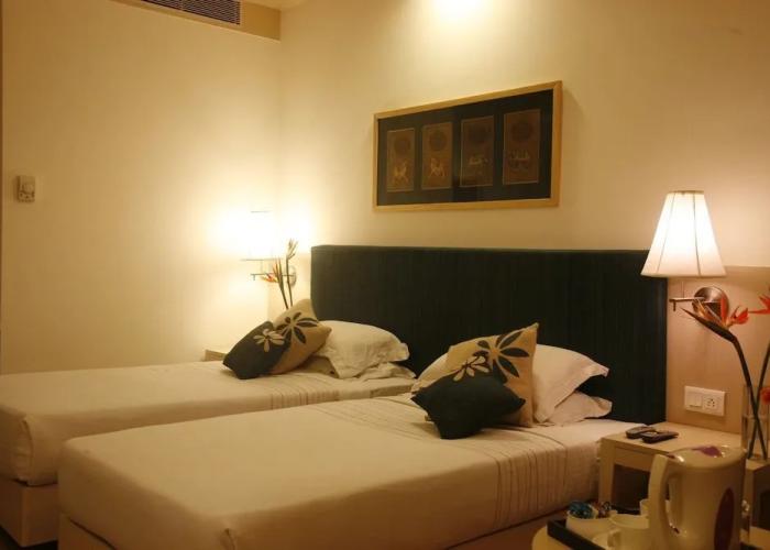 TreeHouse Hotel Club & Spa