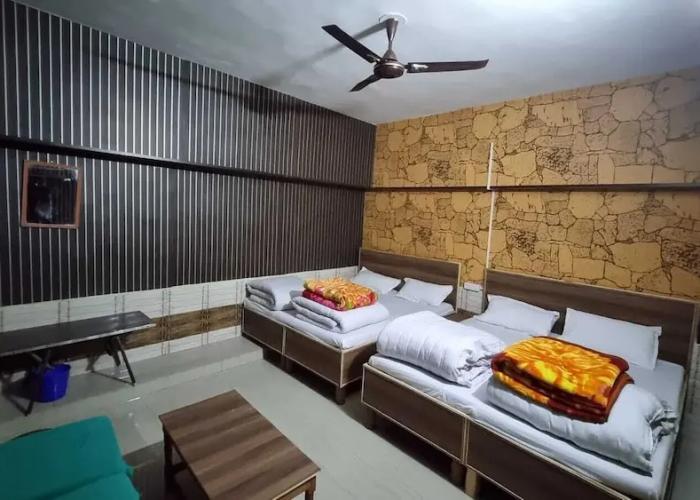 J M S Guest House