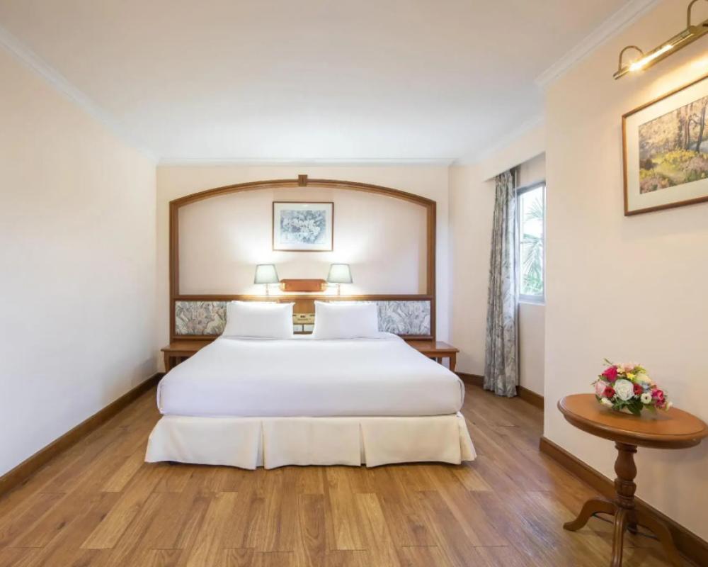 фото Station One