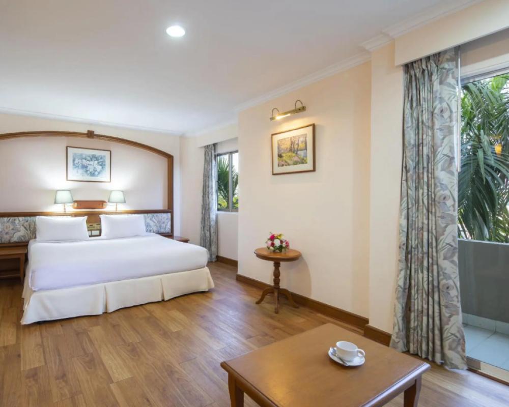 фото Station One