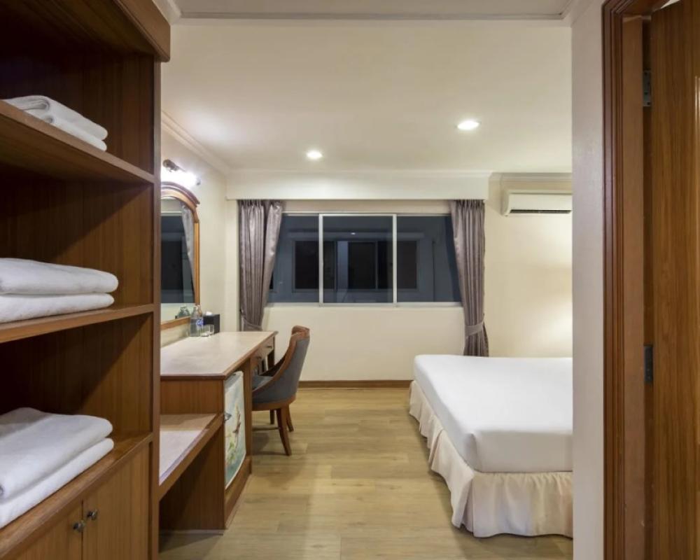 фото Station One