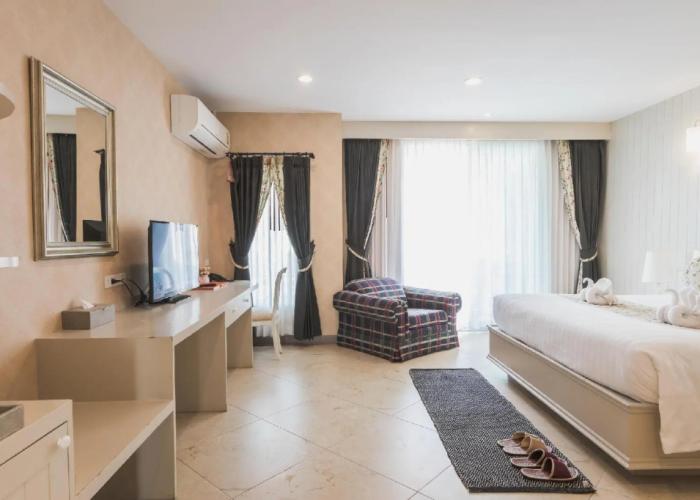 La Villa Boutique Hotel (SHA Plus+)