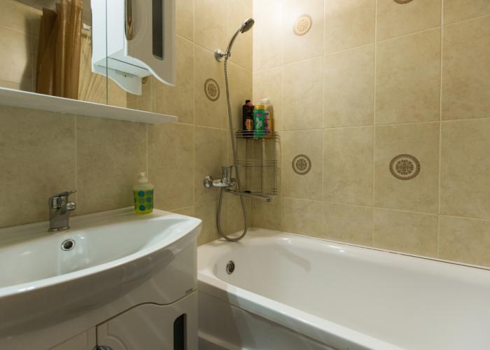 Na Ulitse Zhuravlyova 11/2 Apartments