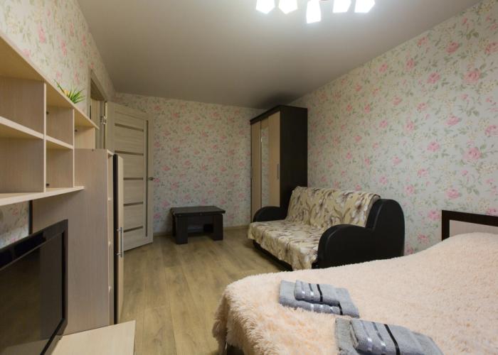 Na Ulitse Zhuravlyova 11/2 Apartments