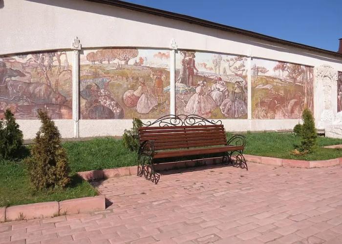 Berezhki-Holl Hotel