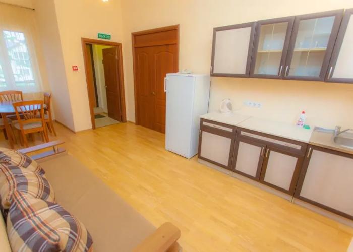 Hutorok Guest house