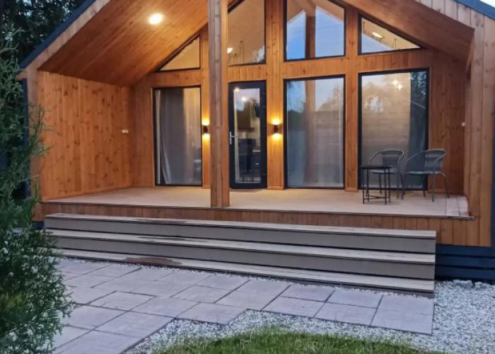 Na Beregu Vodokhranilischa Guest house