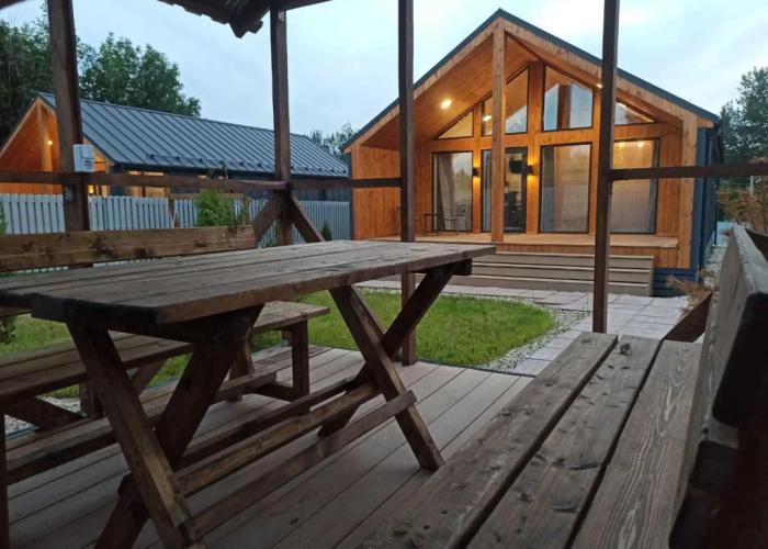 Na Beregu Ozerniskogo Vodokhranilischa Guest house