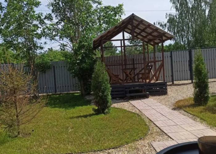 Na Beregu Ozerniskogo Vodokhranilischa Guest house