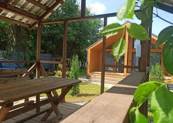 Na Beregu Ozerniskogo Vodokhranilischa Guest house