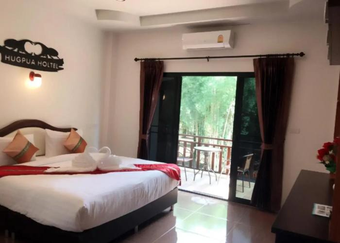 Hugpua Hotel