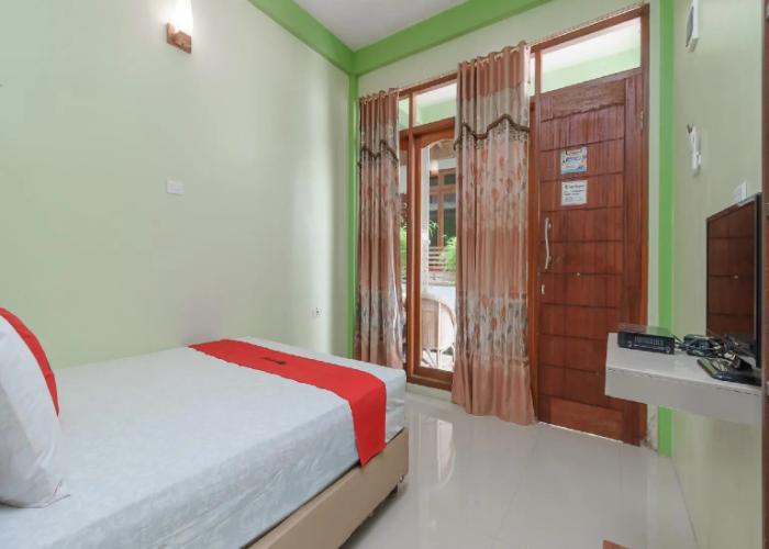 RedDoorz Syariah @ Iboih Beach Sabang