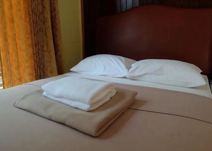 Hi Hotel