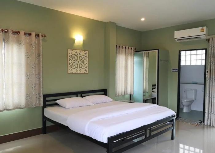 Huaisai Hotel