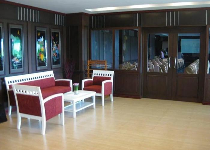 Breeze Hill Resort