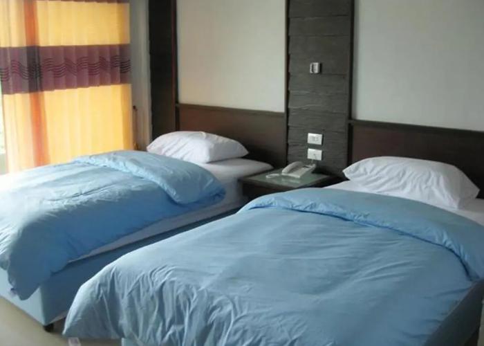 Breeze Hill Resort