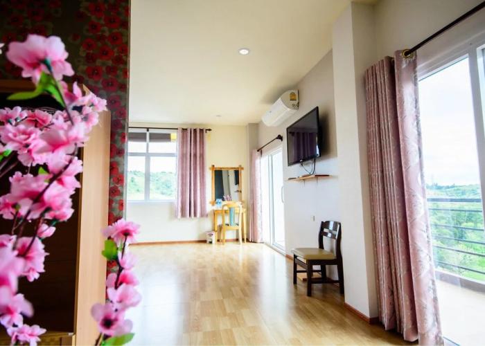 Sakura Yama Resort