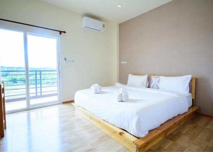 Sakura Yama Resort