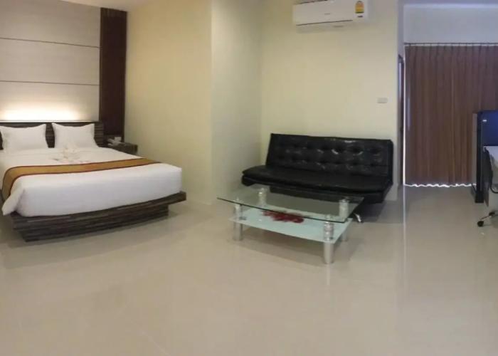 Chansuda Lake View Hotel