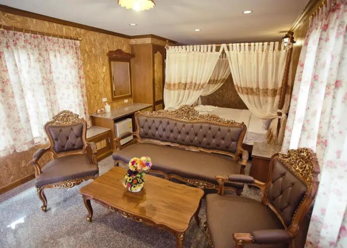 Chatsuree Boutique Resort