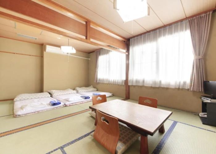 Hotel U-Topia