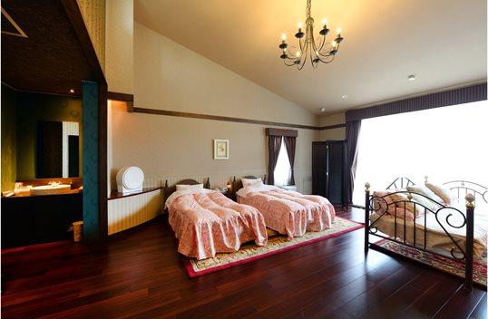 Heidi's Village Spa & Restaurant Hotel Clarakan