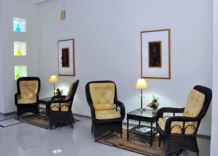 Machado's Plaza Hotel