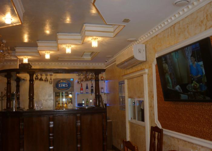 Gold Hotel