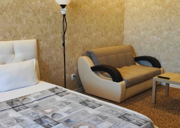 Fresh Room On Stroiteley Apartments