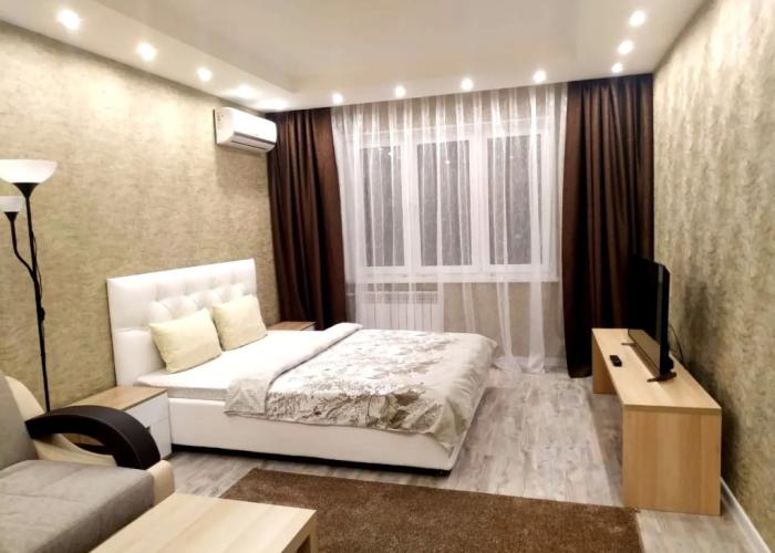 Fresh Room: Na Marshala Ustinova Apartments