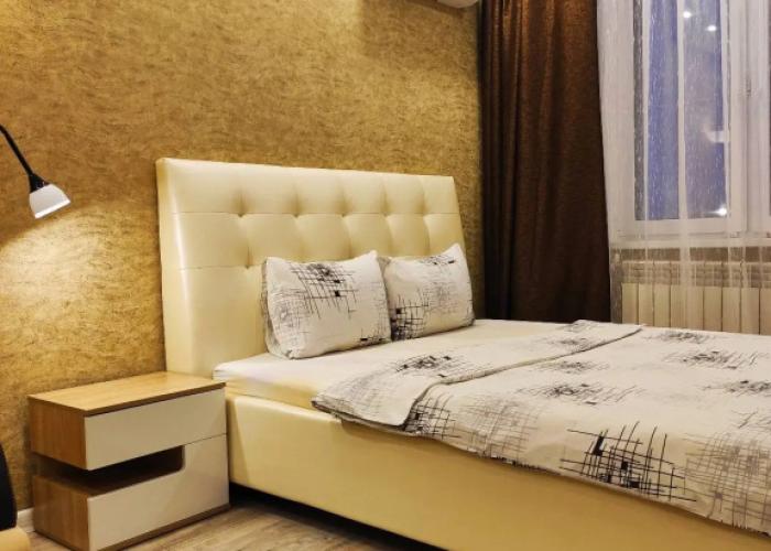 Fresh Room: Na Marshala Ustinova Apartments