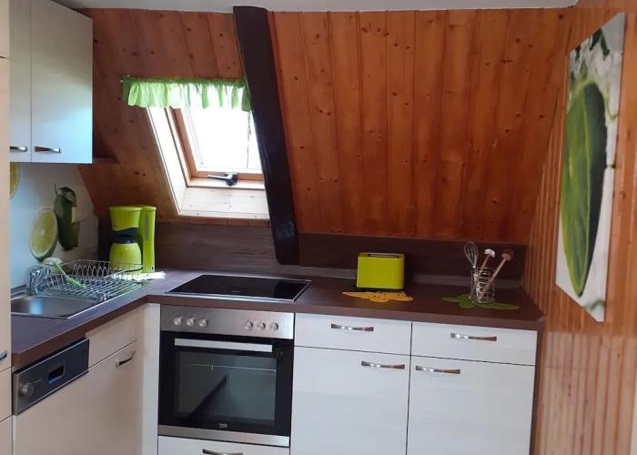 Cozy Apartment near Forest in Lichtenhain