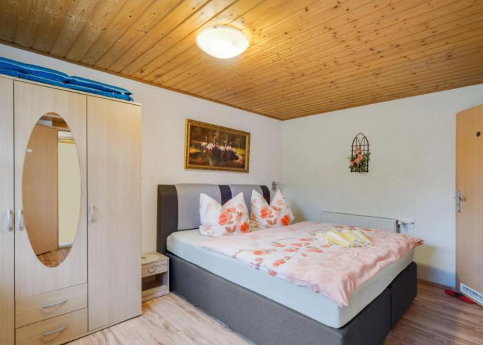 Apartment With Private Terrace in Lichtenhain