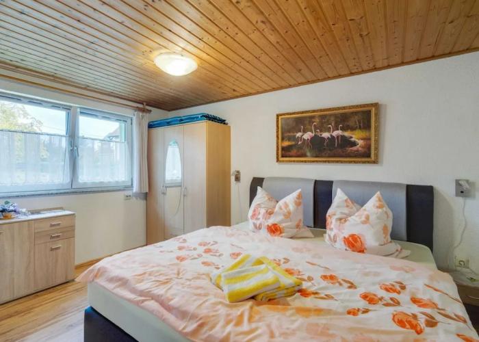Apartment With Private Terrace in Lichtenhain