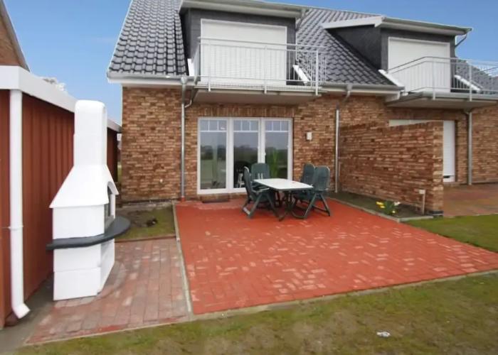 Ferienhaus mit Garten