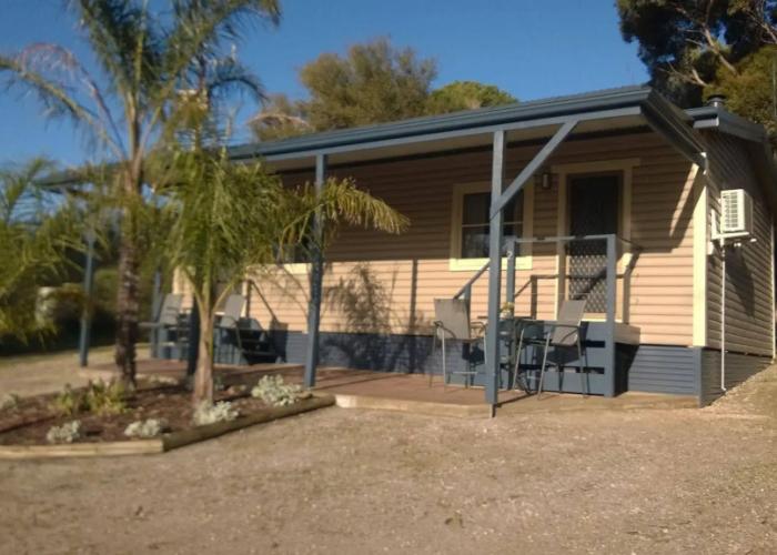 Seppelts View Cabins