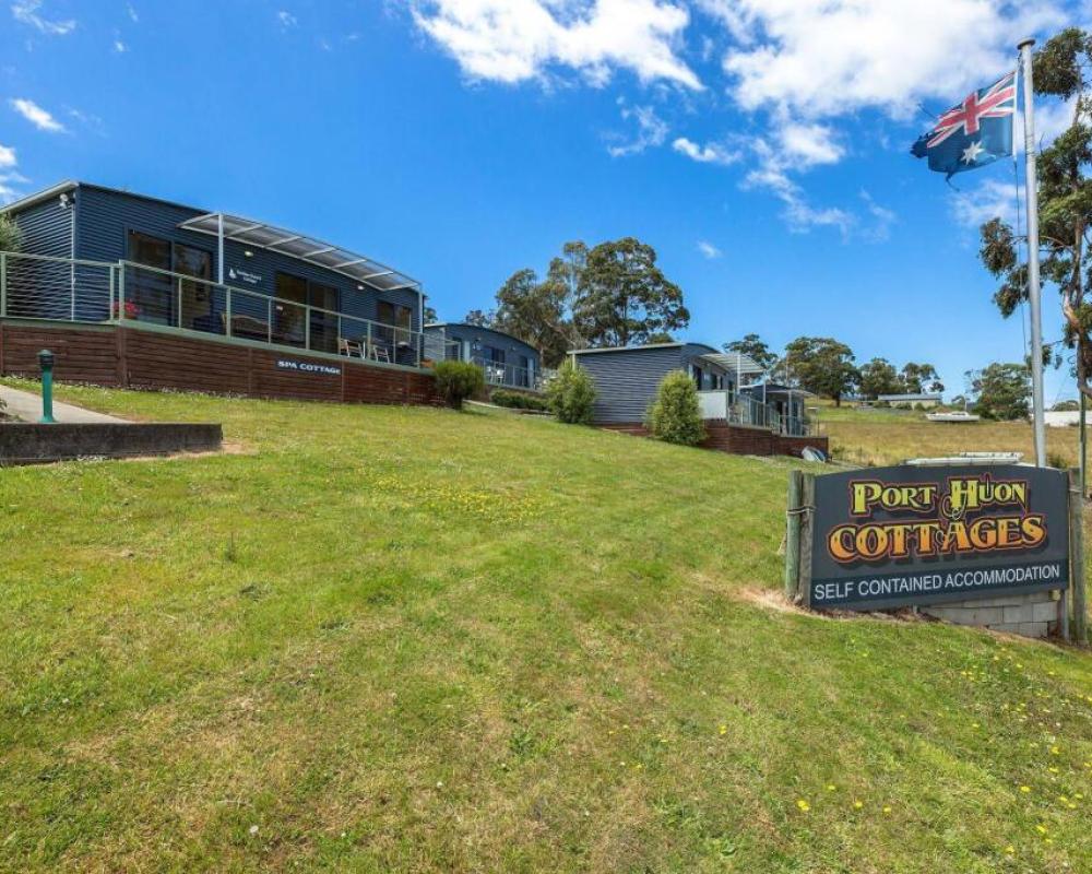 Port Huon Cottages