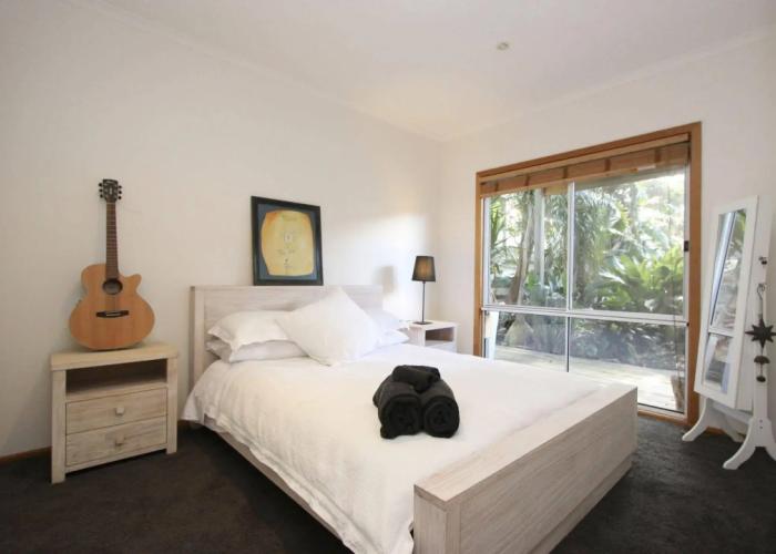 Smith Beach Getaways Beachwood Garden Studio